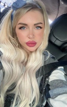 Sex seznamka, Ona hledá jeho - Nabízím svůj anál., 32 let, Praha a okolí