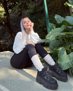 Sex seznamka, Ona hledá jeho - K dispozici, 28 let, Liberec