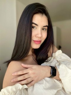 Sex seznamka, Ona hledá jeho - Disponible à +4915511826974, 28 let, Hlucin