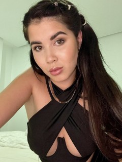 Sex seznamka, Ona hledá jeho - Disponible à +4915511826974, 28 let, Trutnov