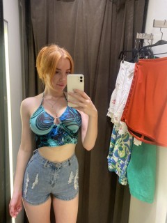 Sex seznamka, Ona hledá jeho - Sada sam dostupan, 28 let, Hradec kralove