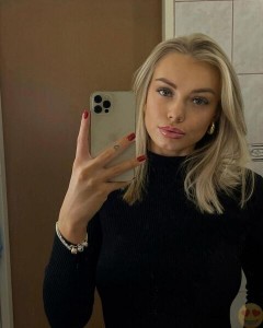 Sex seznamka, Ona hledá jeho - Sex v autě, 35 let, Praha a okolí