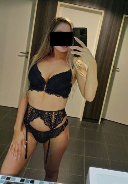 Sex seznamka, Ona hled jeho - HLEDM MUE pro mou SEXY a NEVRNOU HOLKU, kter rda poskytuje sex, 24 let, Liberec