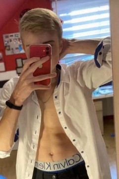 Sex seznamka, Ona hled ji - Pohledn gigolo, 22 let, Plze